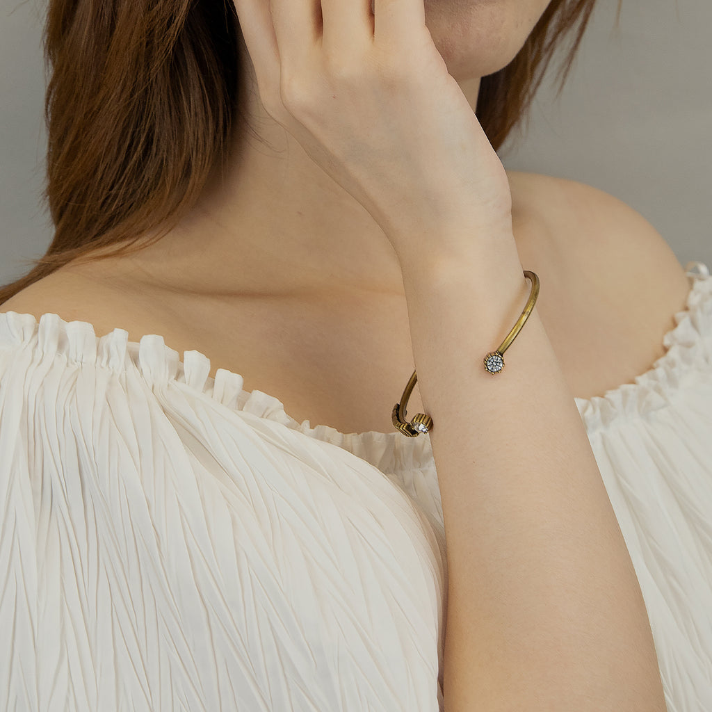 Fashion Bronze Letter Bracelet