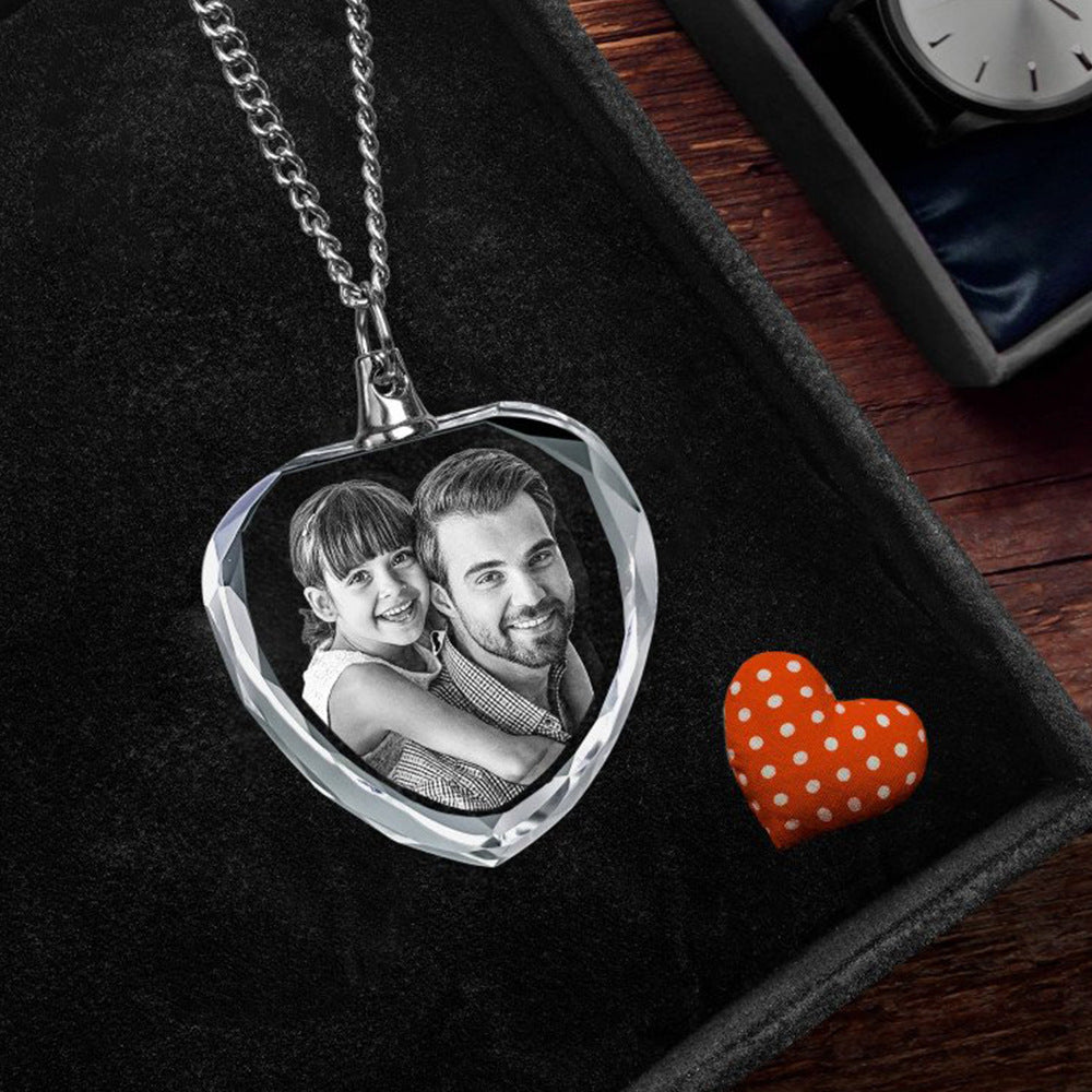 3D Laser Engraved Character Pet Photo Crystal Pendant